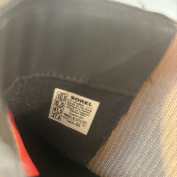 Sorel | Women's Caribou™ X Boot Lace Waterproof Boot - Picture 8 of 8